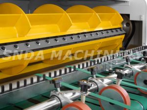 High Speed Paper Sheeter in work