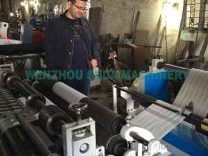 Kraft Paper Slitting Machine operate-horizontal type